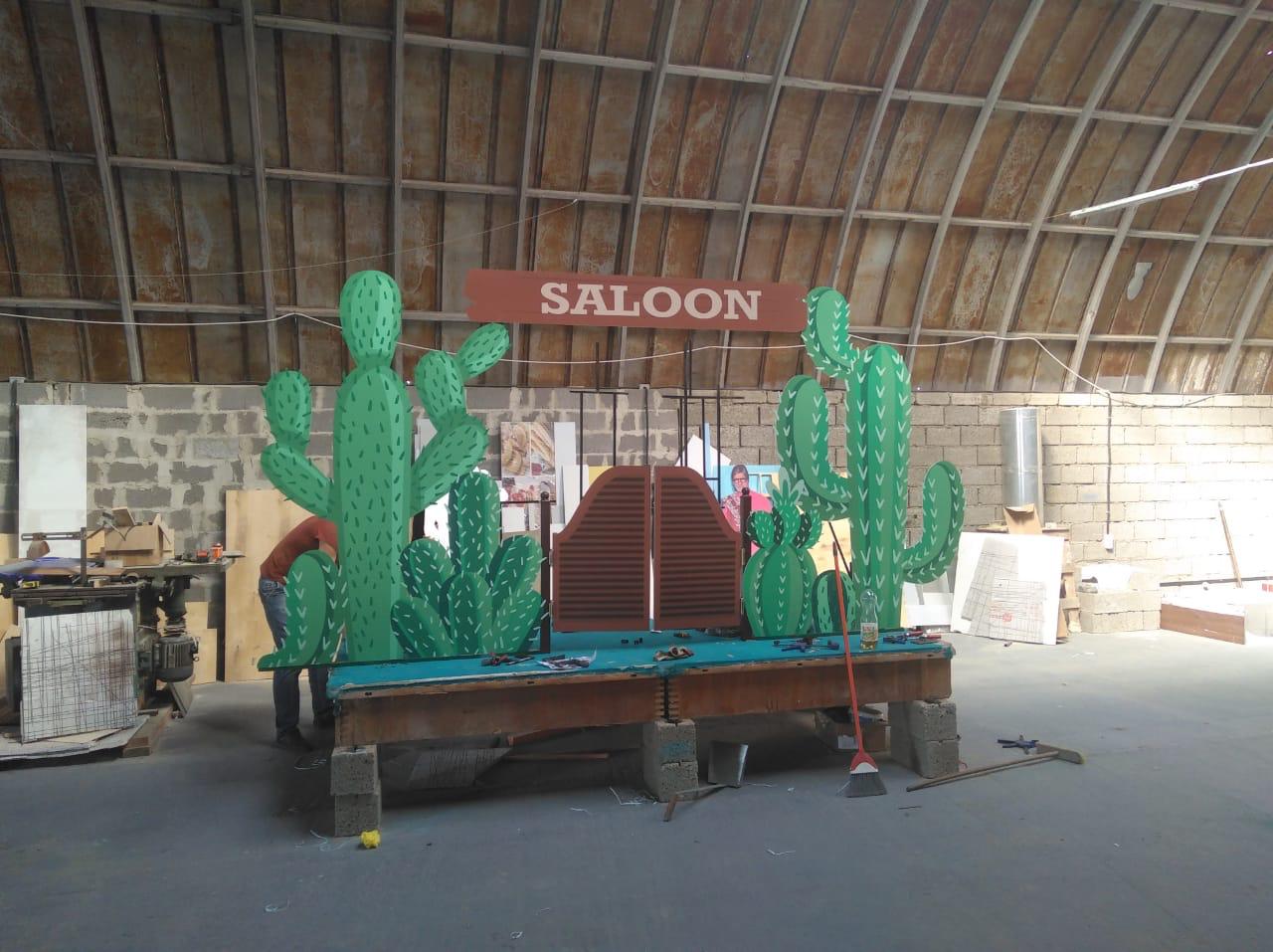 Вывески, стеллы, конструкции